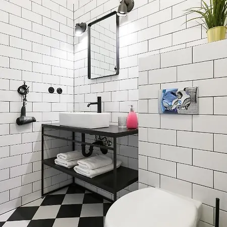 Discover Krakow Loft Apartment Near Main Station Netflix Exterior foto