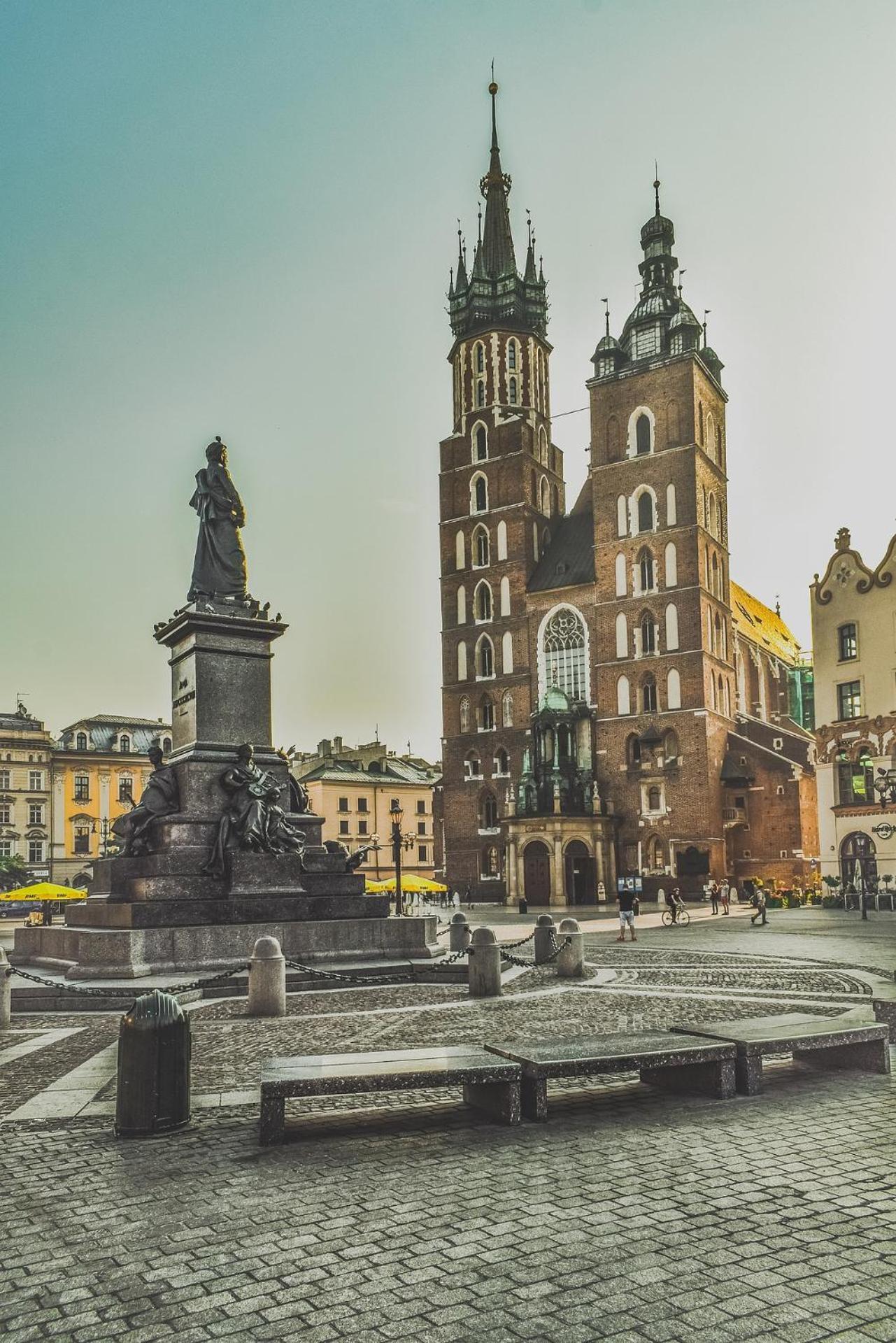 Discover Loft Near Main Station Netflix Krasków